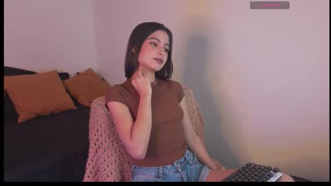 mel0dy_cute online show from 8, 10, 2025