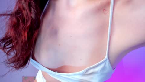 Snapshot of mel_18_ chatting on 18, 1, 2025 A N D R E A online show from 18, 1, 2025