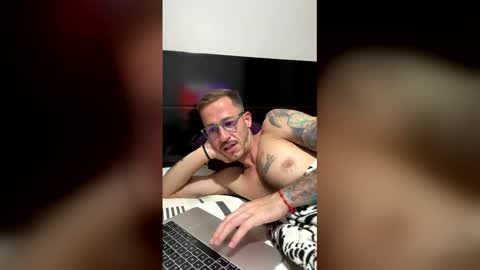 meladodecana online show from 22, 2, 2026