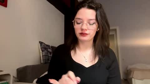 Leila online show from 4, 2, 2026