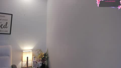 Snapshot of melan_owen chatting on 18, 10, 2025 melan_owen online show from 18, 10, 2025