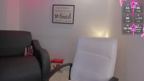 Snapshot of melan_owen chatting on 7, 11, 2025 melan_owen online show from 7, 11, 2025