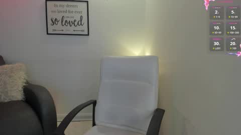 Snapshot of melan_owen chatting on 11, 11, 2025 melan_owen online show from 11, 11, 2025