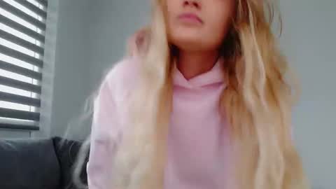 Snapshot of melani_a chatting on 6, 2, 2026 Melania online show from 6, 2, 2026