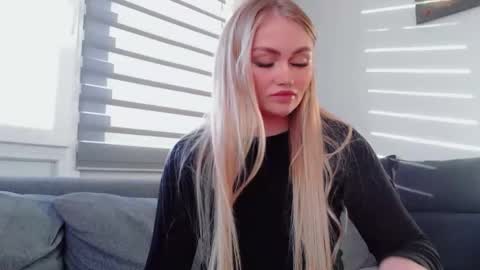 Snapshot of melani_a chatting on 22, 2, 2026 Melania online show from 22, 2, 2026