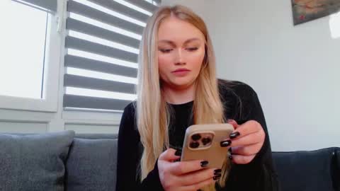 Snapshot of melani_a chatting on 14, 3, 2026 Melania online show from 14, 3, 2026