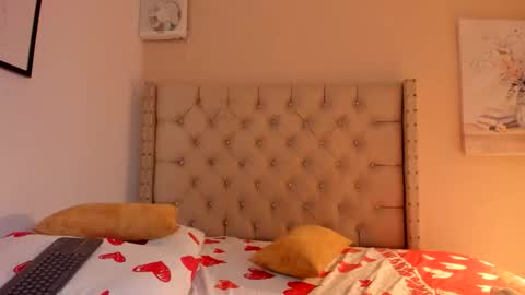 melania_xtreme online show from 2, 3, 2026