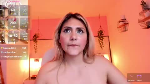 Snapshot of melanie_silver_ chatting on 5, 3, 2025 Melanie online show from 5, 3, 2025