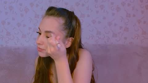 MelanieAlves online show from 29, 9, 2025
