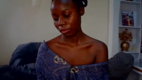 Snapshot of melanin_sassy96 chatting on 4, 3, 2026 bad lil shawry online show from 4, 3, 2026