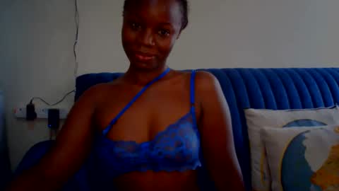 Snapshot of melanin_sassy96 chatting on 12, 3, 2026 bad lil shawry online show from 12, 3, 2026