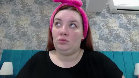 Snapshot of melanniebrown chatting on 3, 2, 2025 melanniebrown online show from 3, 2, 2025