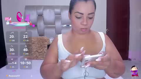 Snapshot of melanyshayk chatting on 1, 10, 2025 Melany online show from 1, 10, 2025