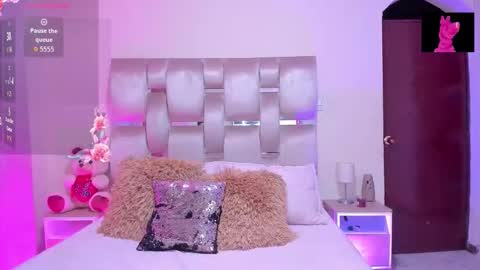 Snapshot of melanyshayk chatting on 19, 10, 2025 Melany online show from 19, 10, 2025