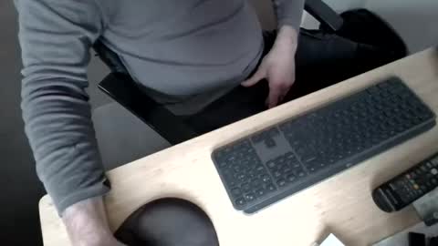 Snapshot of melbguy_075 chatting on 23, 11, 2025 melbguy_075 online show from 23, 11, 2025