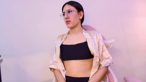 Snapshot of meli_candy6 chatting on 24, 10, 2025 M E L I S S A online show from 24, 10, 2025