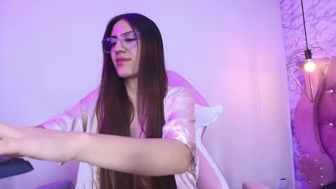 Snapshot of meli_candy6 chatting on 29, 10, 2025 M E L I S S A online show from 29, 10, 2025