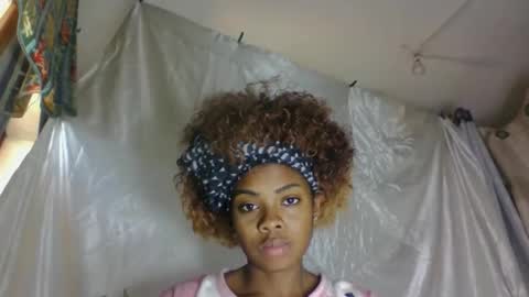 meliana98 online show from 16, 10, 2025