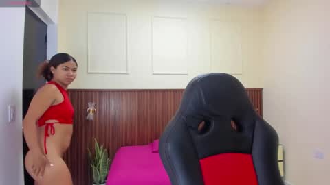 M E L I N A  online show from 8, 10, 2025