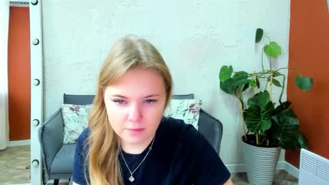 Sophia online show from 25, 9, 2025