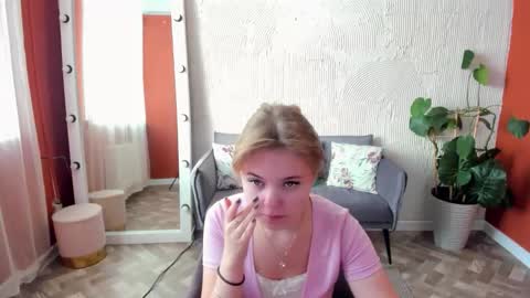 Sophia online show from 29, 9, 2025