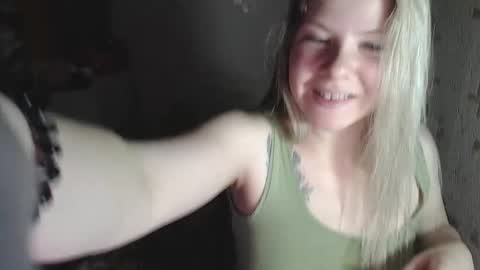 Melissa  Ray online show from 4, 12, 2024