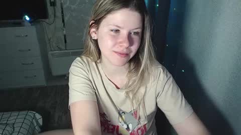 Melissa  Ray online show from 9, 3, 2025