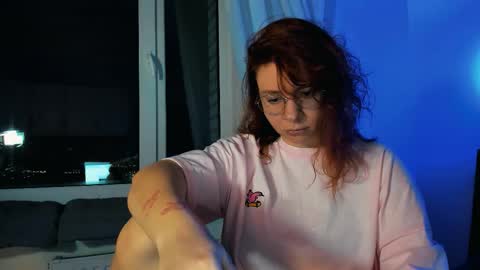 Snapshot of melissa_adamss chatting on 14, 11, 2025 Melissa online show from 14, 11, 2025