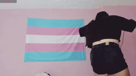 Snapshot of melissa_bunny69 chatting on 4, 12, 2025 melissa_bunny69 online show from 4, 12, 2025