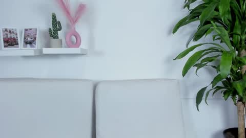 Snapshot of melissa_latingirl chatting on 14, 2, 2025 Melissa online show from 14, 2, 2025
