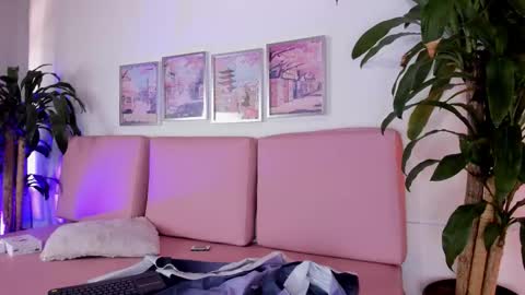 Snapshot of melissa_latingirl chatting on 12, 9, 2025 Melissa online show from 12, 9, 2025