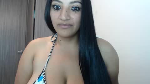 Snapshot of melissa_sexytits chatting on 27, 2, 2025 Lau online show from 27, 2, 2025