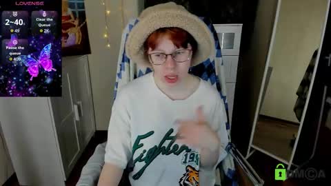 Snapshot of melissa_wells chatting on 2, 11, 2025 Melissa online show from 2, 11, 2025