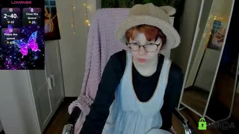 Snapshot of melissa_wells chatting on 6, 11, 2025 Melissa online show from 6, 11, 2025