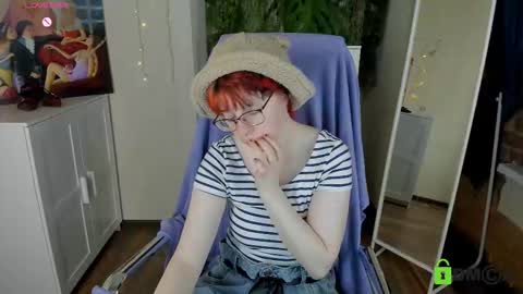 Snapshot of melissa_wells chatting on 12, 11, 2025 Melissa online show from 12, 11, 2025