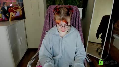 Snapshot of melissa_wells chatting on 14, 11, 2025 Melissa online show from 14, 11, 2025