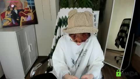 Snapshot of melissa_wells chatting on 21, 11, 2025 Melissa online show from 21, 11, 2025