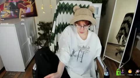 Snapshot of melissa_wells chatting on 22, 11, 2025 Melissa online show from 22, 11, 2025