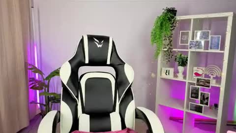 melissagray_ online show from 10, 11, 2025