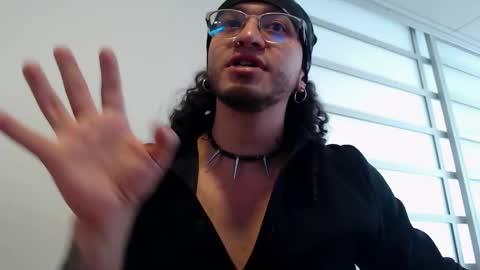 Melkkor Independient Model online show from 17, 1, 2026