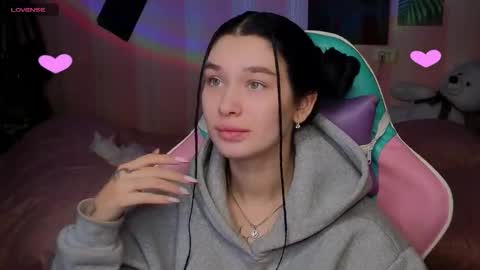 Snapshot of mella_freya chatting on 3, 11, 2025 Freya  IM NONUDE online show from 3, 11, 2025