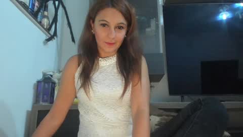 MellyMell  online show from 10, 10, 2025