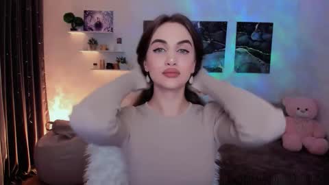 Snapshot of mellifluoustess chatting on 13, 12, 2025 Tessa online show from 13, 12, 2025