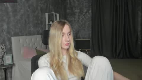 mellisadream online show from 2, 10, 2025