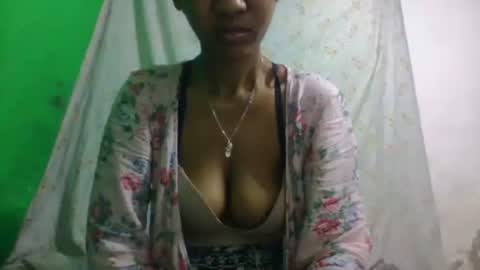 Snapshot of mellissabe chatting on 4, 10, 2025 mellissabe online show from 4, 10, 2025