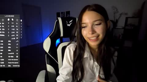 EVA online show from 24, 10, 2025