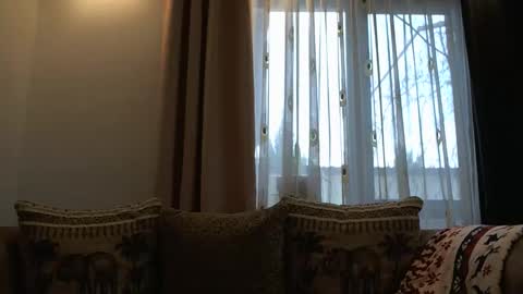 Melly online show from 25, 11, 2025