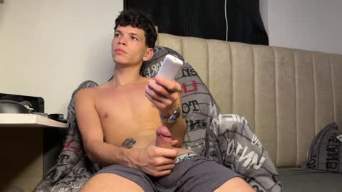 Melo online show from 22, 12, 2024