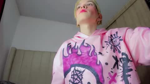 Melo online show from 18, 10, 2025