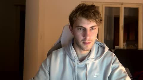 Snapshot of melodicass chatting on 2, 12, 2024 Melodicass online show from 2, 12, 2024